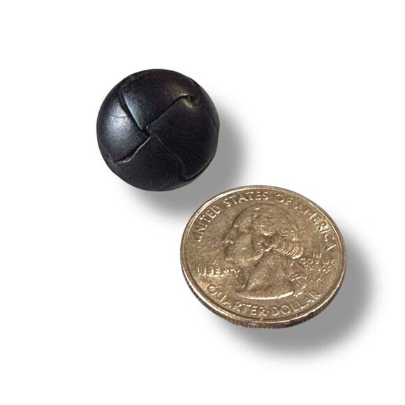 VTG Resin Leather Look Shank Buttons Set of 11 Brown and Black Craft Sewing - Picture 8 of 8